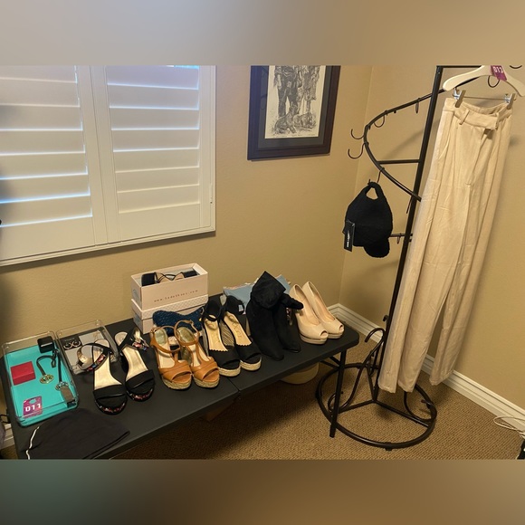 LIKE THIS POST TO BE NOTIFIED OF MY LIVES!!! ποΈπποΈ - Picture 6 of 8